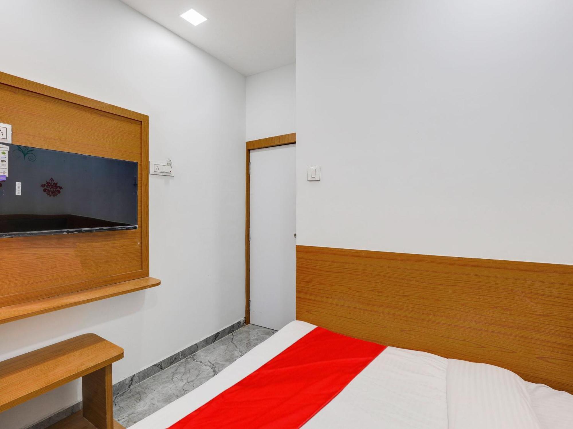 Hotel O Green City Surat Exterior foto