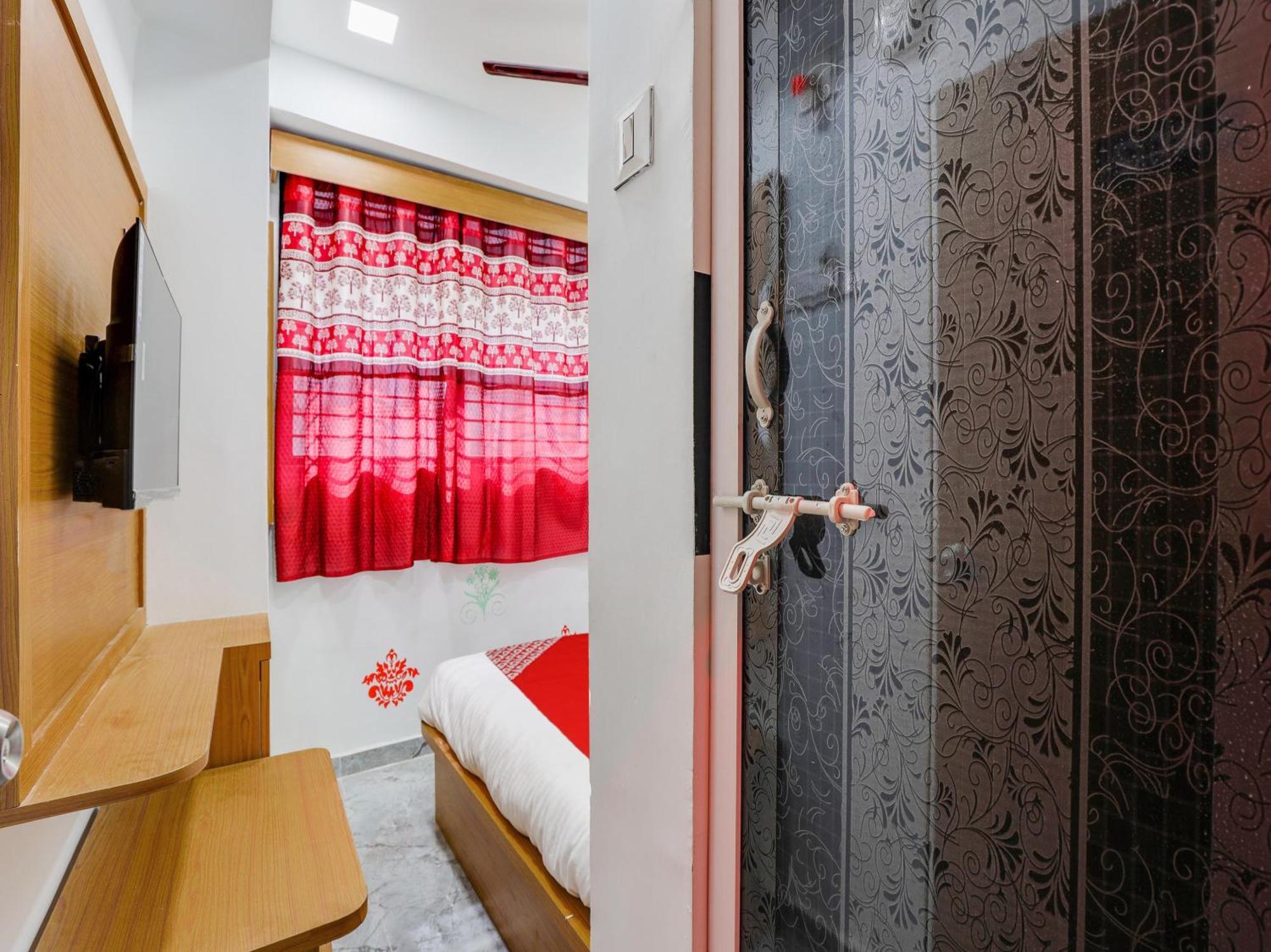 Hotel O Green City Surat Exterior foto